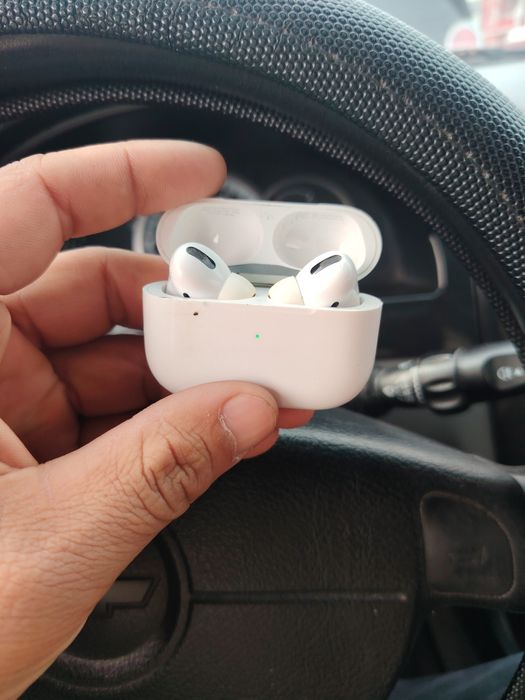 Naushnik, Ipost original