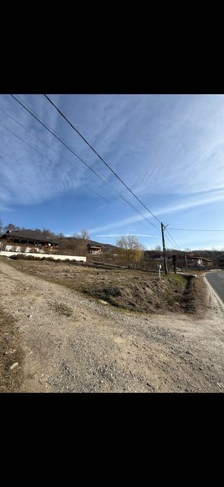 Pamant de vanzare Vladesti