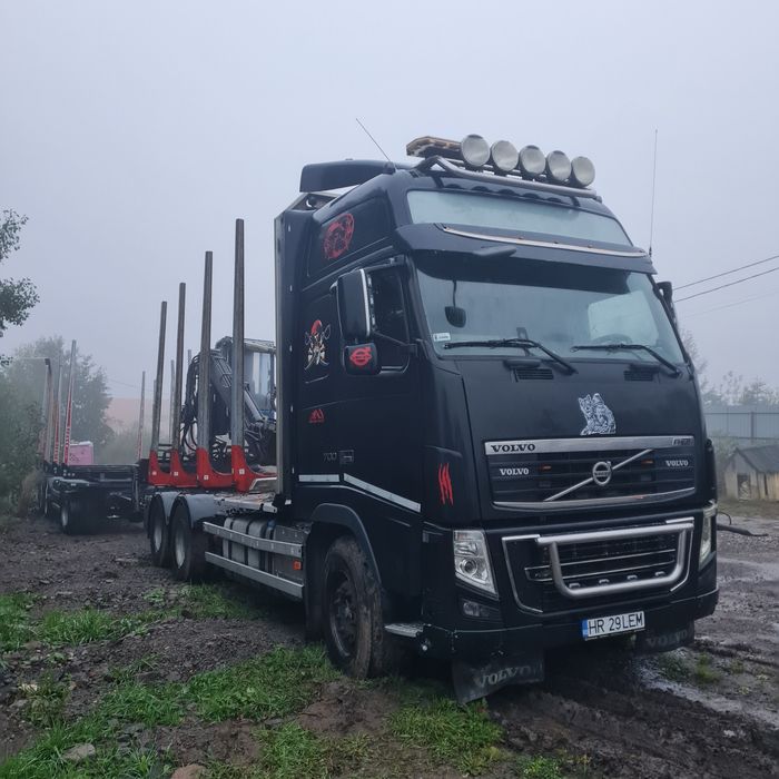 Volvo FH16 700 Forestier cu macara Loglift