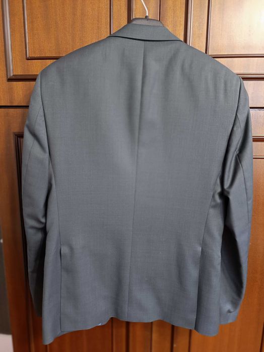 Абитуриентски костюм на "Andrews" номер 46