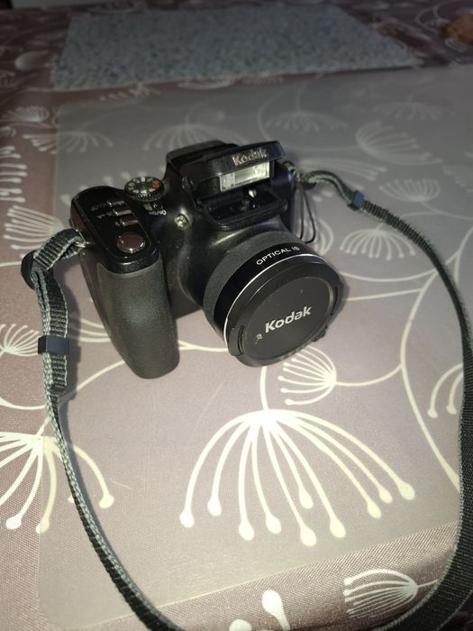 Aparat foto Kodak EasyShare Z1012 IShare