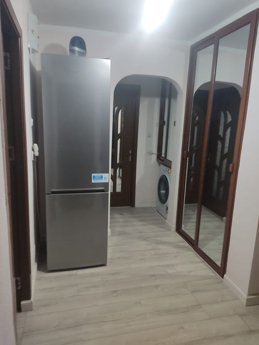 Vand apartament 2 camere 54m2 decomandat