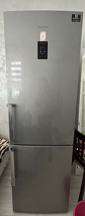 Хладилник Samsung