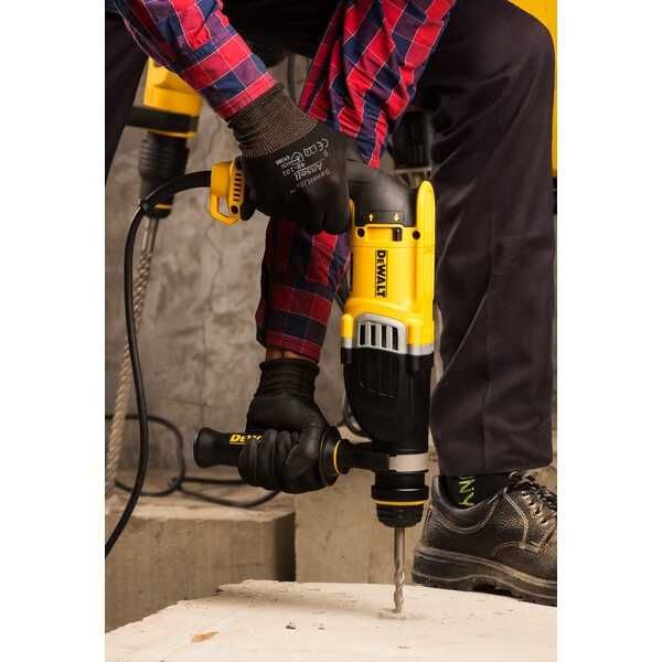 Електрически перфоратор DeWALT D25143K SDS plus