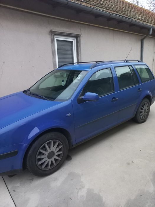 Volkswagen Golf 4(2001)