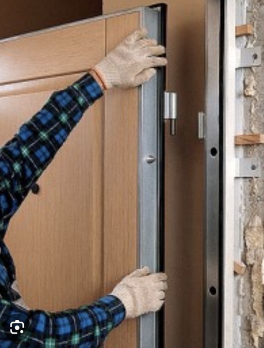 Установка входных дверей