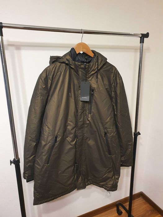 Parka /Geaca barbati Zara material cauciucat mar L - NOUA (kaki)