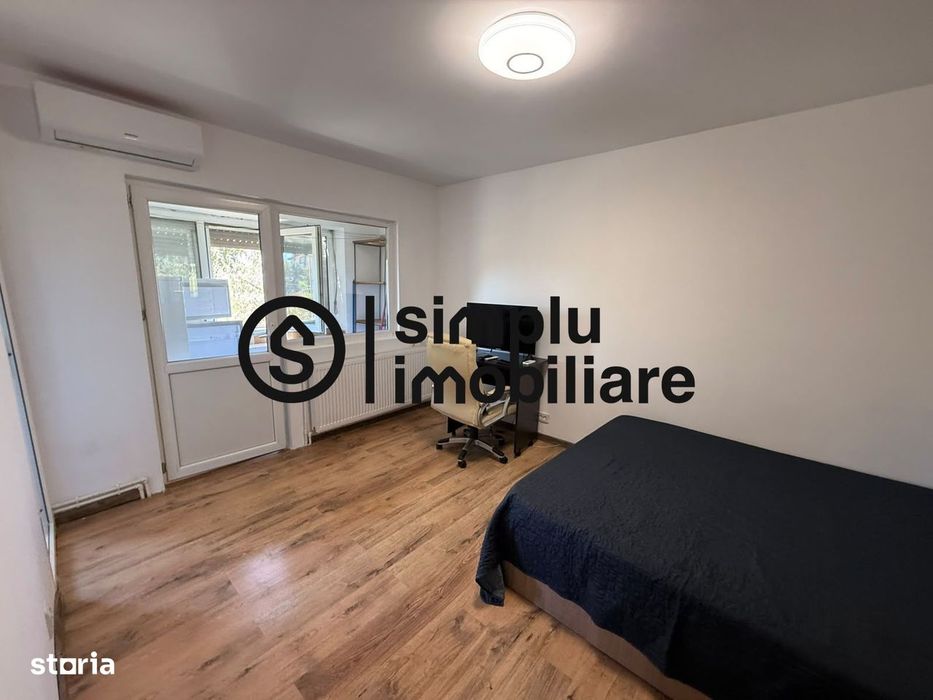 Garsoniera, etaj 1/4, centrala, Ciuperca - 75 000 Euro
