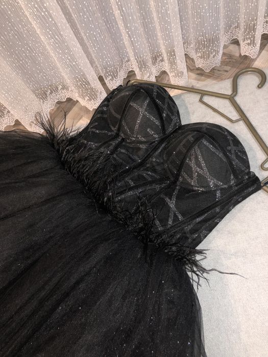 Къса рокля без презрамки