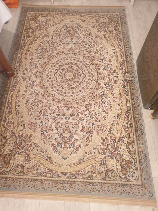 Ковры, 100×200, один чуть больше