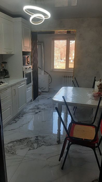 Продам 3 комнатную квартиру