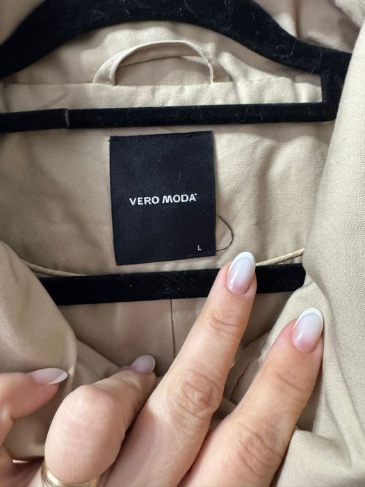 Trenci Vero Moda marimea L