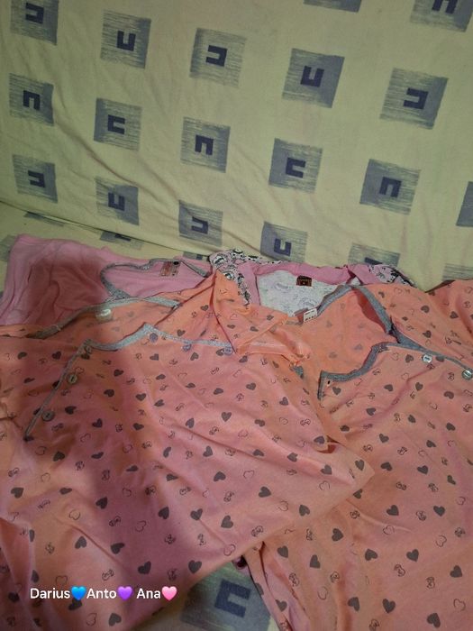 Lot 4 cămăși de noapte +halat +sutien pentru alaptat ,stare foarte bun