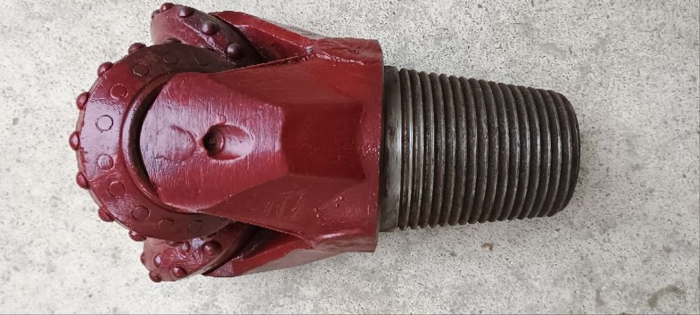 Сондажно триролково длето 151мм