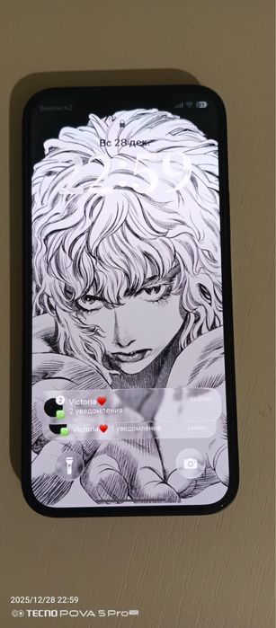 Продам iphone 12.