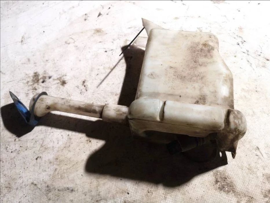 Казанче за чистачки VW T4