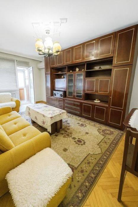 Дава се под наем Двустаен апартамент в Пловдив, Гагарин - 60 кв.м за 304.98 € - Снимка #2