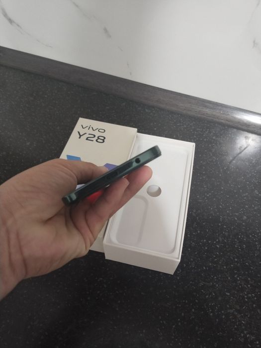 Vivo Y28 128/8 сатылады