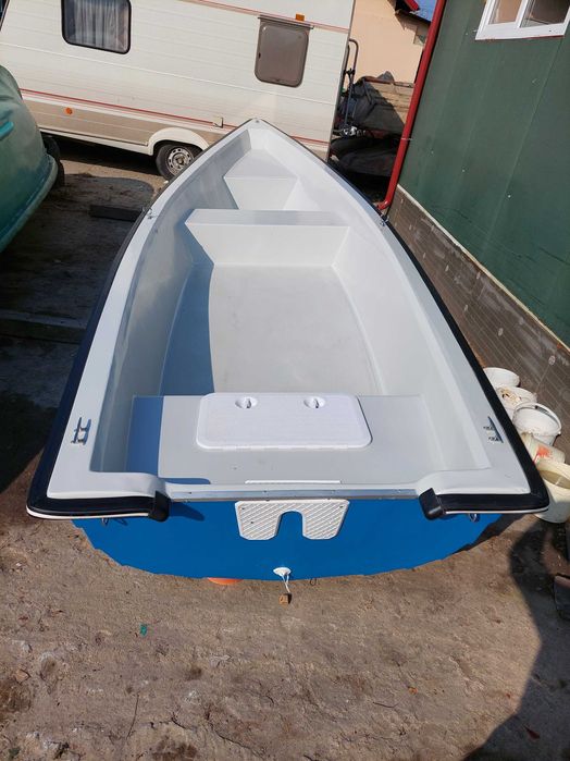 Barca noua DELTA 580,pescuit si agrement,model 2025,5,8mx1,64m,5 pers,