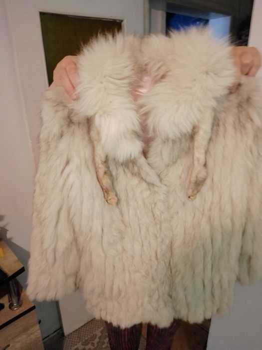 Haină de blană de vulpe argintie