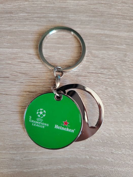 Нов метален ключодържател - отварачка на Heineken / Хайнекен