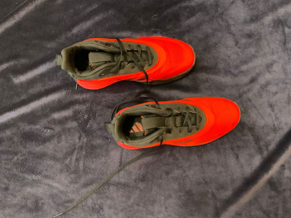 Adidas-оригинални маратонки 42 номер