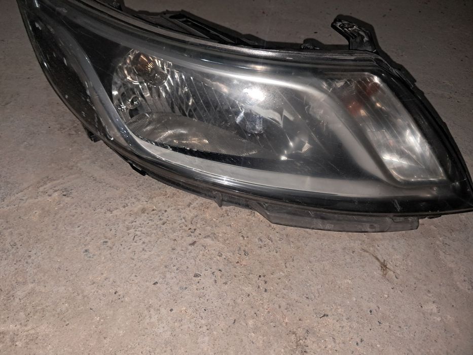 Фары на Киа Рио. 2013 год.