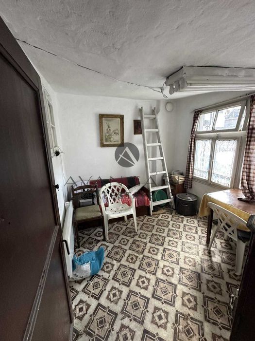 Продава се Етаж от къща в Пловдив, Център - 65 кв.м за 3231 €/кв.м - Снимка #8