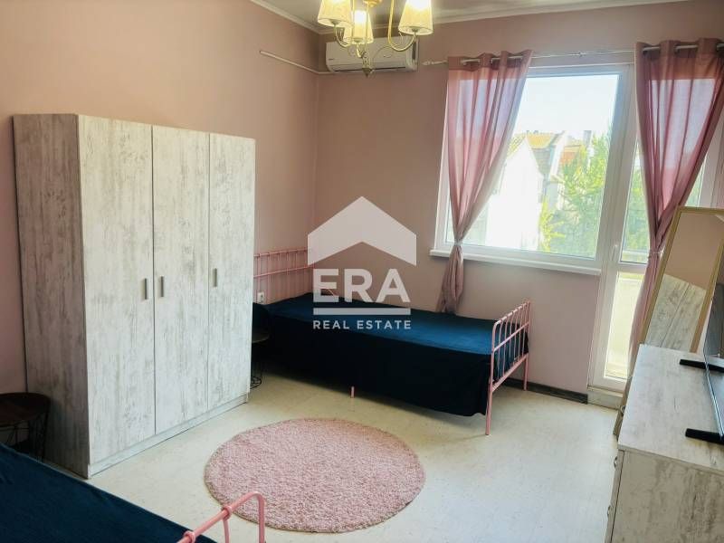 Дава се под наем Тристаен апартамент в Варна, Център - 90 кв.м за 665 € - Снимка #9