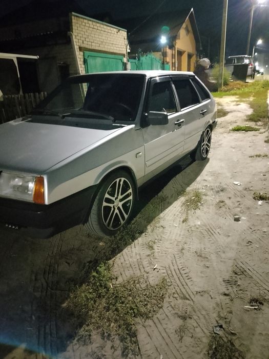 Продам машину ваз2109 в идеале