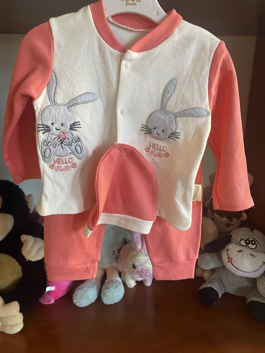 За бебета -момиченце и момче