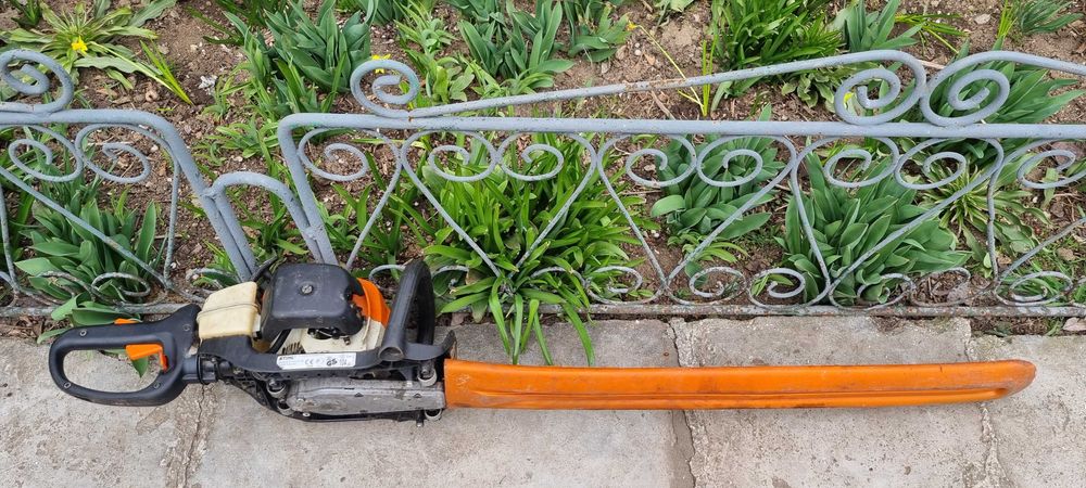 Vand motocoasa Stihl Fs300 si Trimmer Stihl Hs81