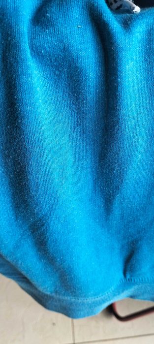 Продавам мъжки суитчер