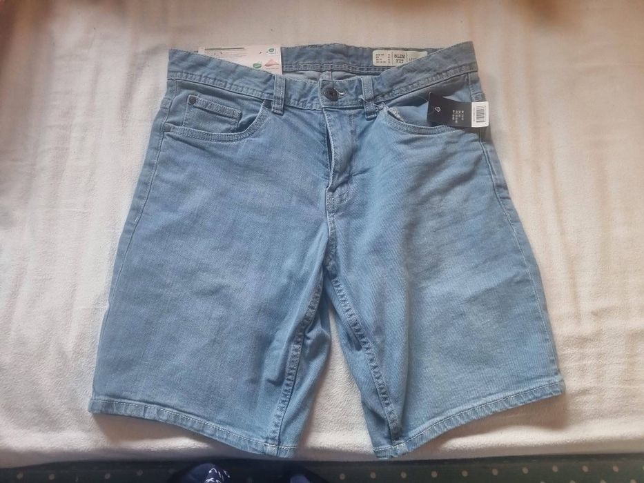 Pantaloni scurti barbati