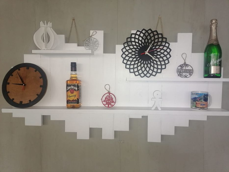 Polița/etajera/suporturi vin din lemn