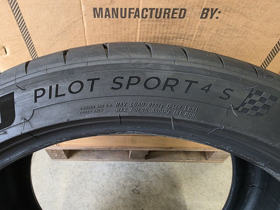 265/40/21 & 295/35/21 4бр.MICHELIN PILOT 4S -Неразличими от НОВИ-DEMO