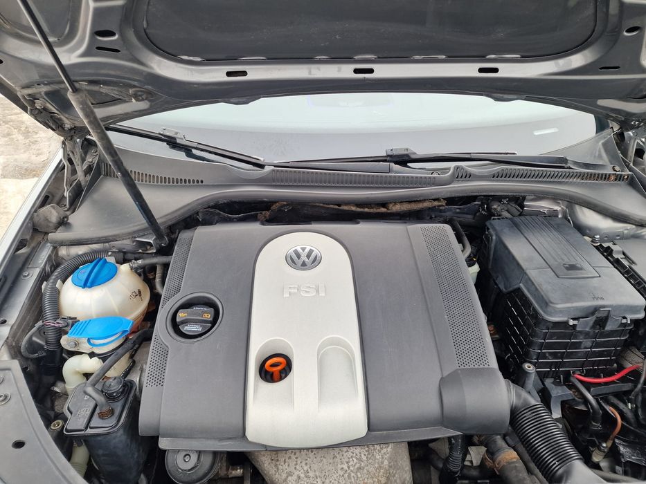 Vând vw GOLF 5 editipn GOAL