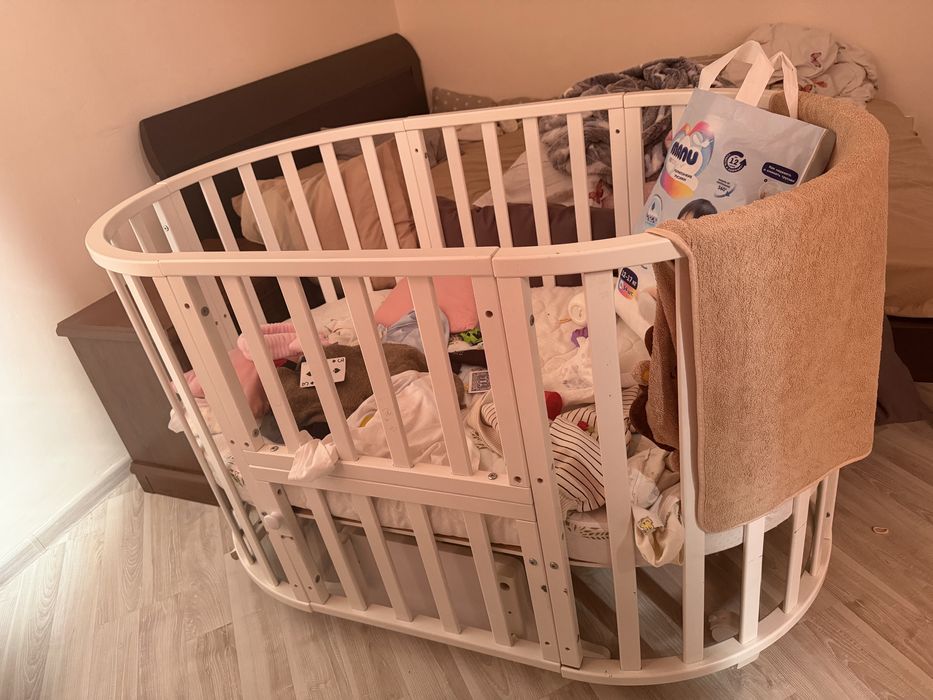 Детский манеж в хорошем состоянии.