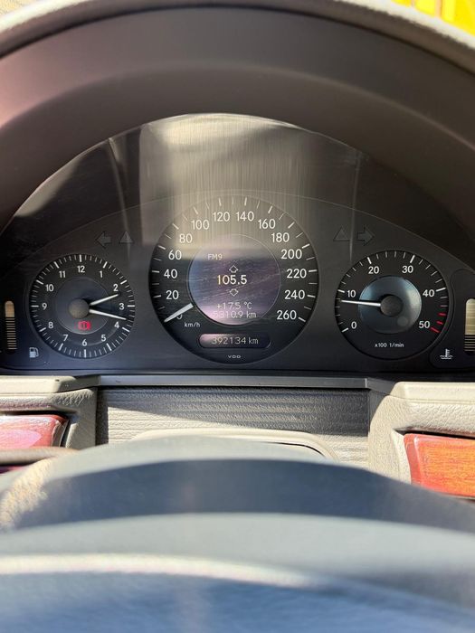 Vand Mercedes-Benz