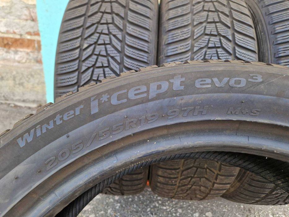 4 Hankook R19 205/55 Зимни гуми  DOT4720