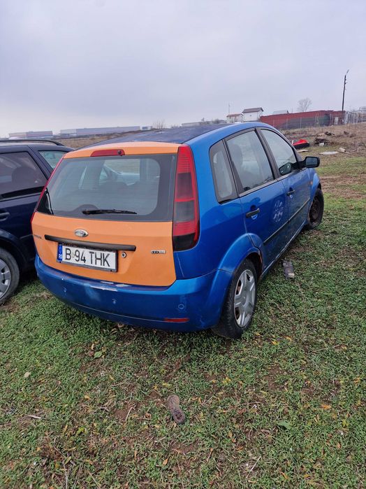 FORD Fiesta 2004 — imagine 2