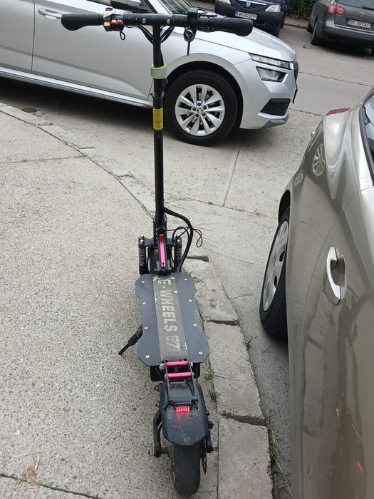 Vand Trotinetă electrică E-WHEELS E7i, pliabilă, suspensii față/spate