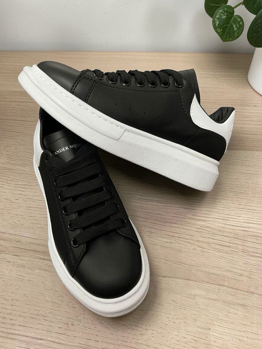 Alexander Mqueen unisex colet cu VERIFICARE