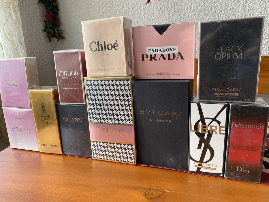Дамски и мъжки парфюми