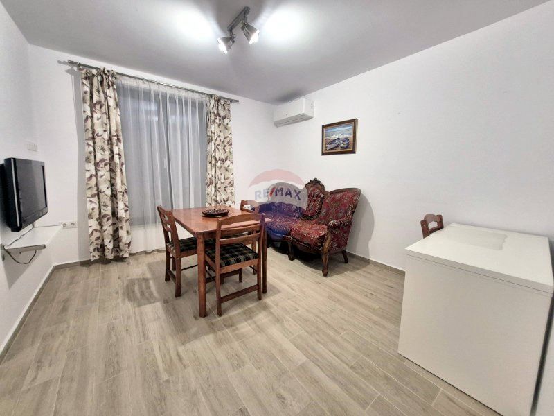 Дава се под наем Двустаен апартамент в Варна, Спортна зала - 58 кв.м за 500 € - Снимка #4