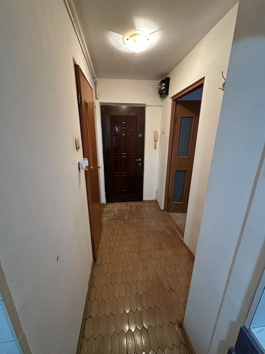 Garsonieră de închiriat, Sector 3, Titan