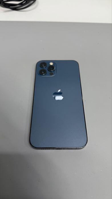 Продам iphone 12 pro/256 gb