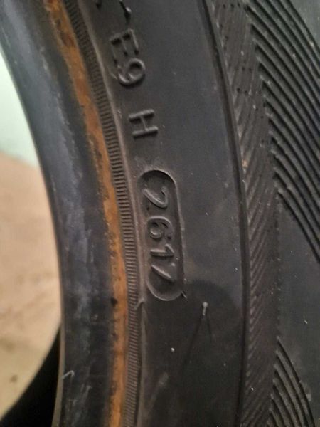 2 Hankook 17C 215/60/ 
зимни бусови гуми 
DOT2617
