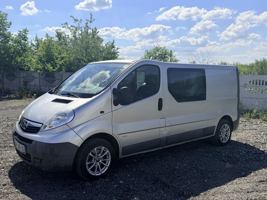 OPEL Vivaro 2011 — imagine 3