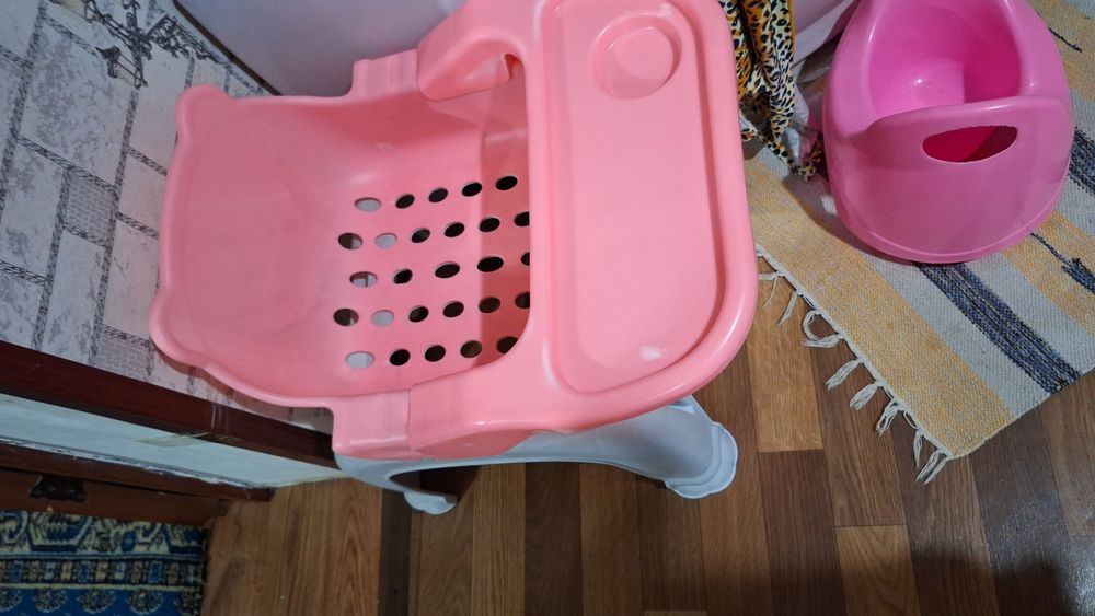 Детский стульчик для кормления